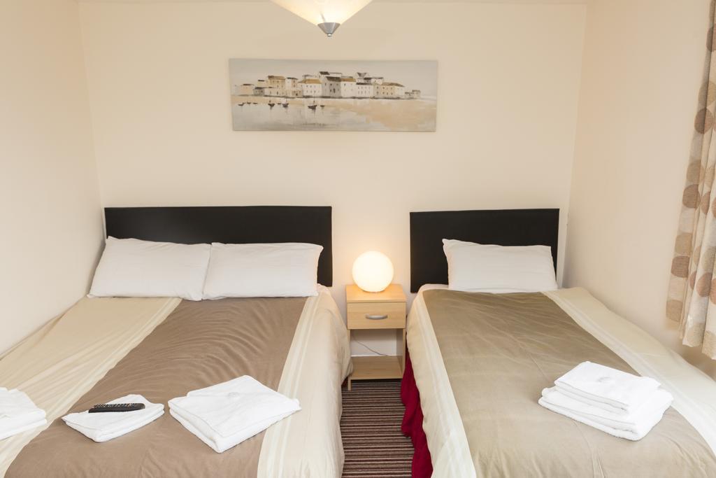 Southend Guest House - Close To Beach, Train Station & Southend Airport Chambre photo